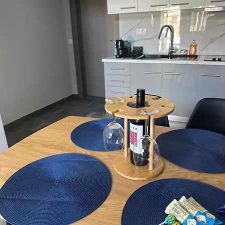 Sealuxe Apartament *